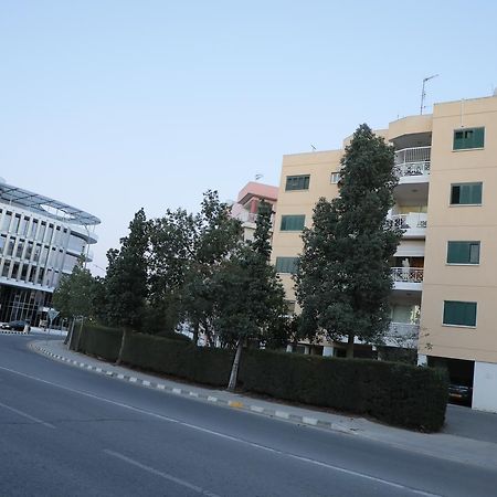 European Uni Apartment Nicosia Exterior foto
