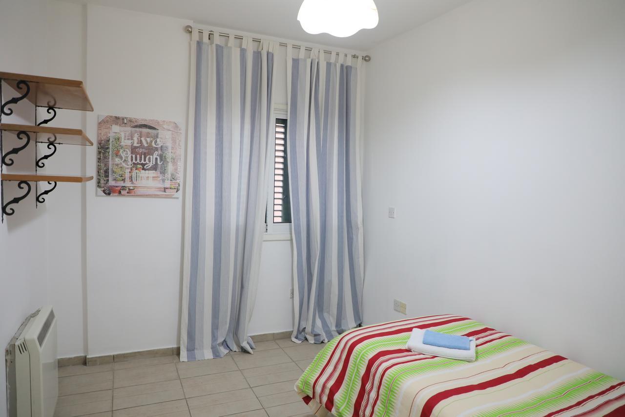 European Uni Apartment Nicosia Exterior foto